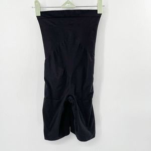 SPANX Shapewear High-Waisted Mid-Thigh Shaping‎ Short Black Size L Stretch